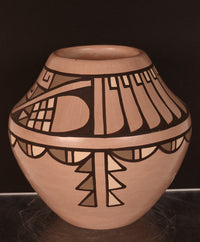 San Ildefonso Pueblo Pottery By Erik Fender (Than Tsideh)