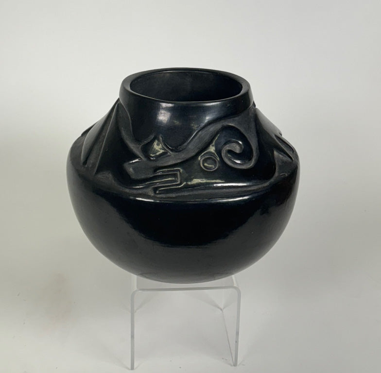 San Ildefonso Pueblo Pottery: Juanita Wo-peen Gonzales (1909-1988)