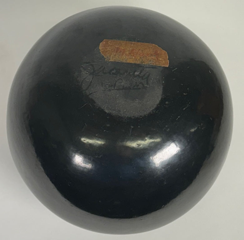 San Ildefonso Pueblo Pottery: Juanita Wo-peen Gonzales (1909-1988)