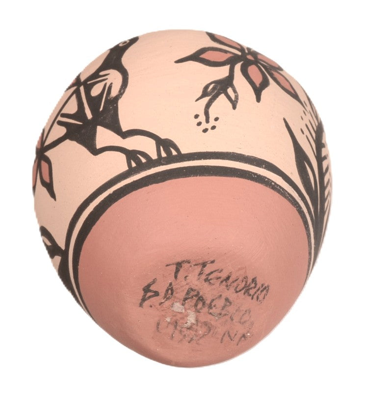Santo Domingo Pueblo Pottery By Thomas Tenorio