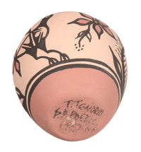 Santo Domingo Pueblo Pottery By Thomas Tenorio