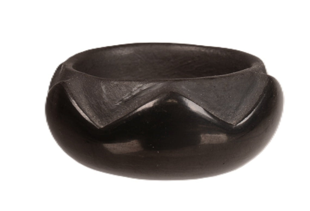 Santa Clara Pueblo Pottery By Gracie Naranjo