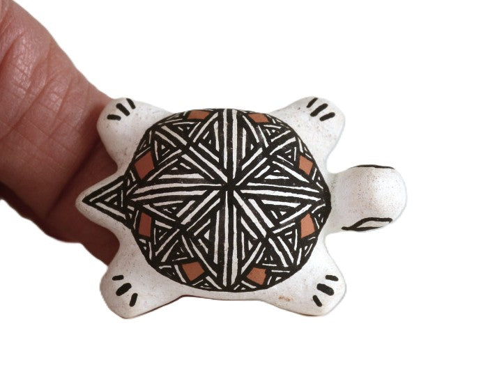 Acoma Pueblo Turtle Pottery By Judy Ortiz