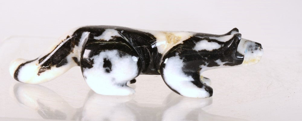 Zuni Mountain Lion Fetish - Zebra Stone - Jasper