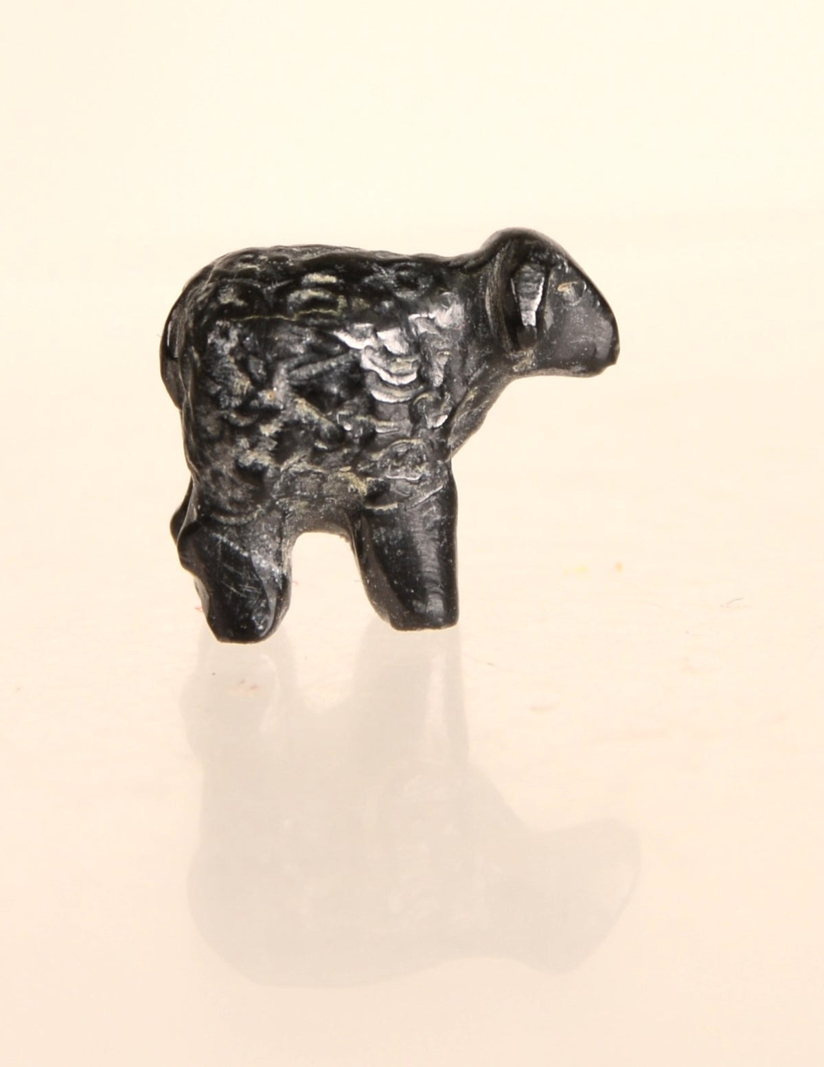 Vintage Zuni Jet Black Sheep Small Fetish Carving
