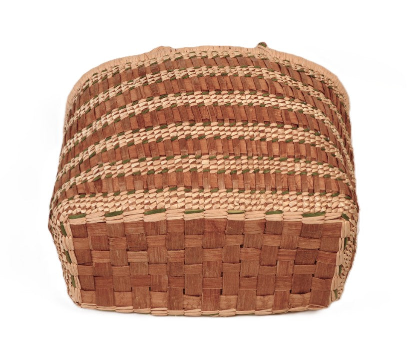 Quinalt Cedar Market Basket