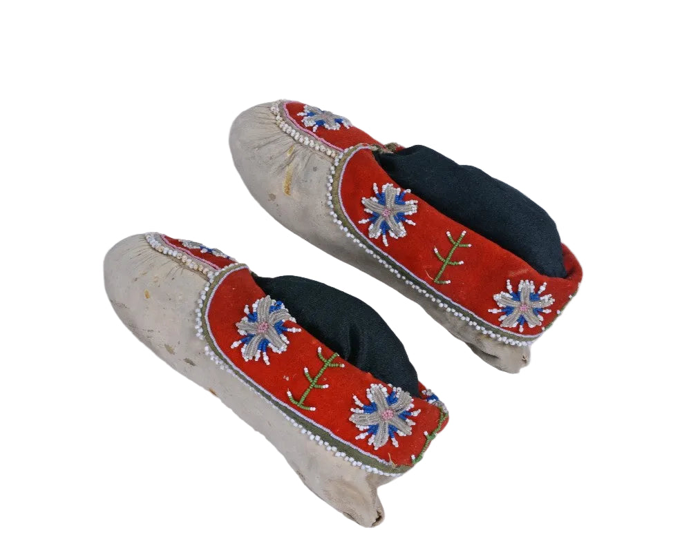 Antique Iroquois Beaded Hide Moccasins