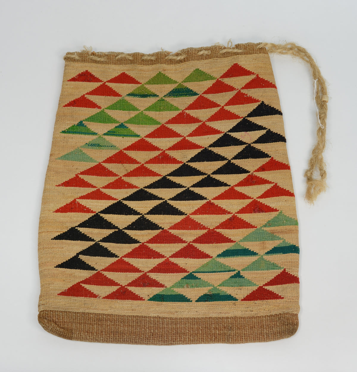 Very Fine Large Antique Nez Perce Corn Husk Bag