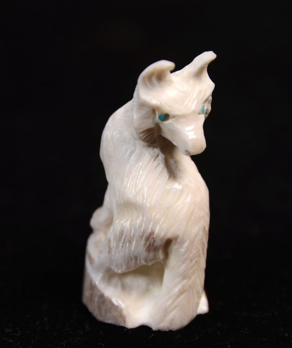 Zuni Pueblo Antler Fox Fetish By Elton Kaamasee