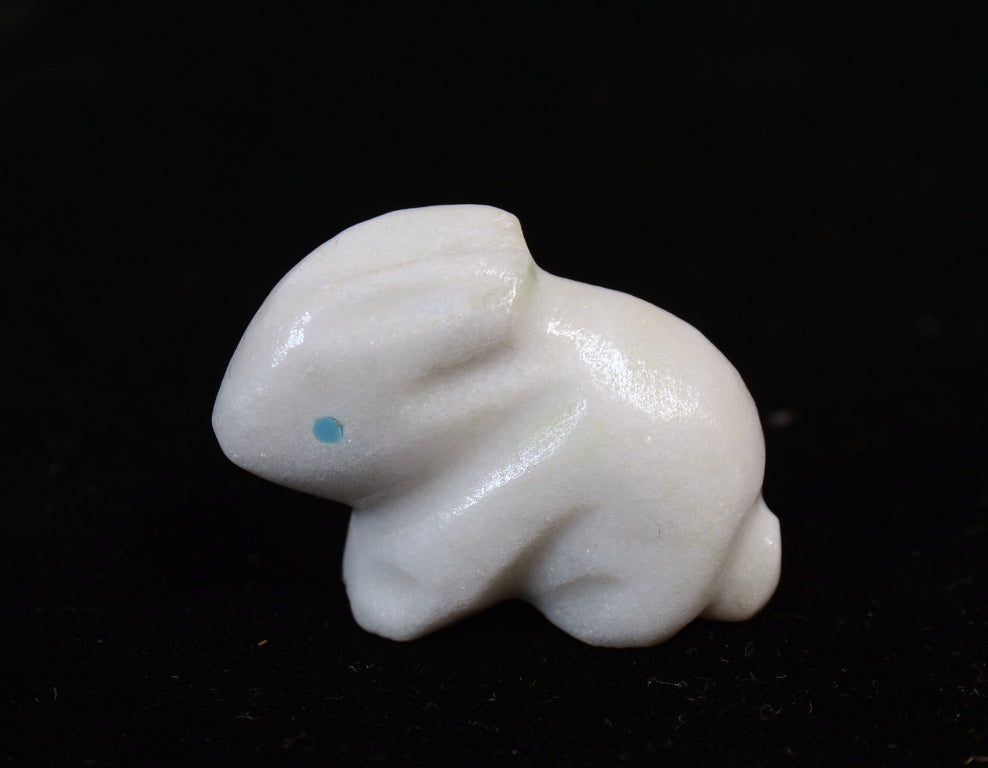 Zuni Pueblo White Bunny Fetish By Daisy Natewa