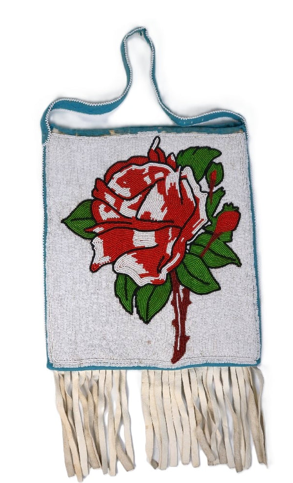 Large Plateau Yakima Beaded Flat bag with Red Rose