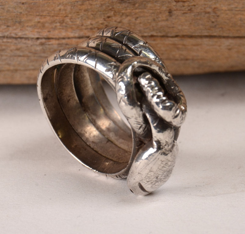 Navajo Sterling Silver Snake Ring Size 12