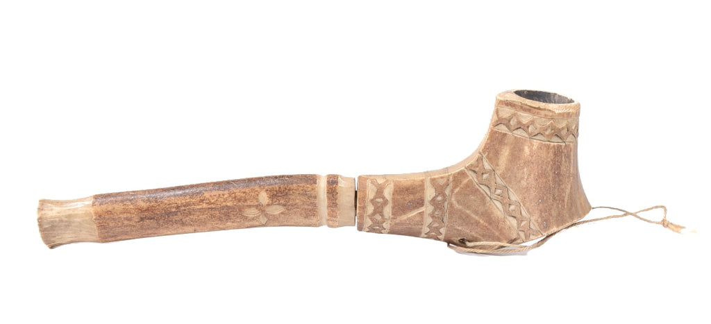 Sami Finland Inuit Scrimshaw Antler Pipe
