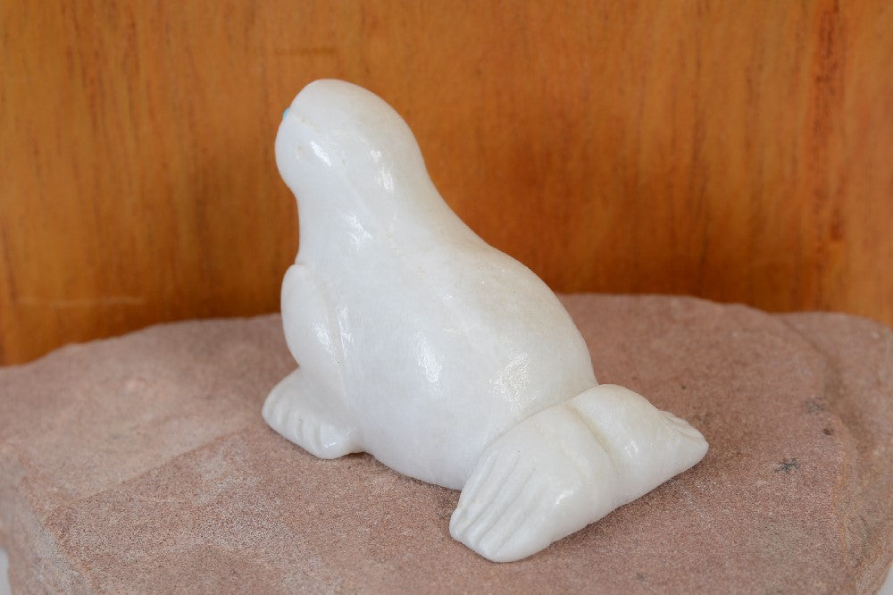 Zuni White Marble Seal Fetish by Tracey Zunie