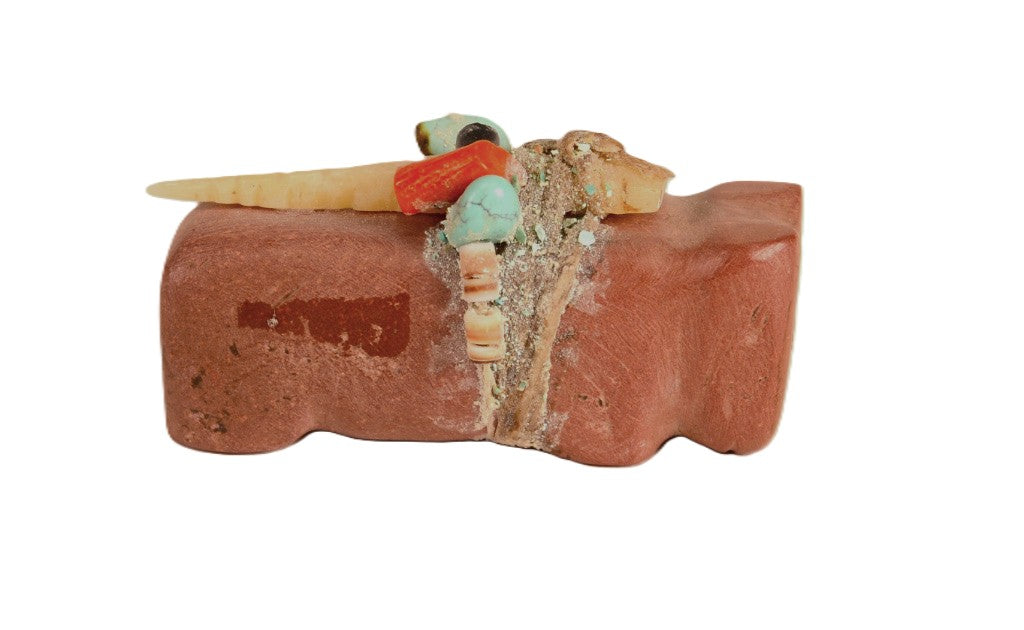Vintage Zuni Wolf Fetish - Pipestone Catlinite with Arrowhead Bundle