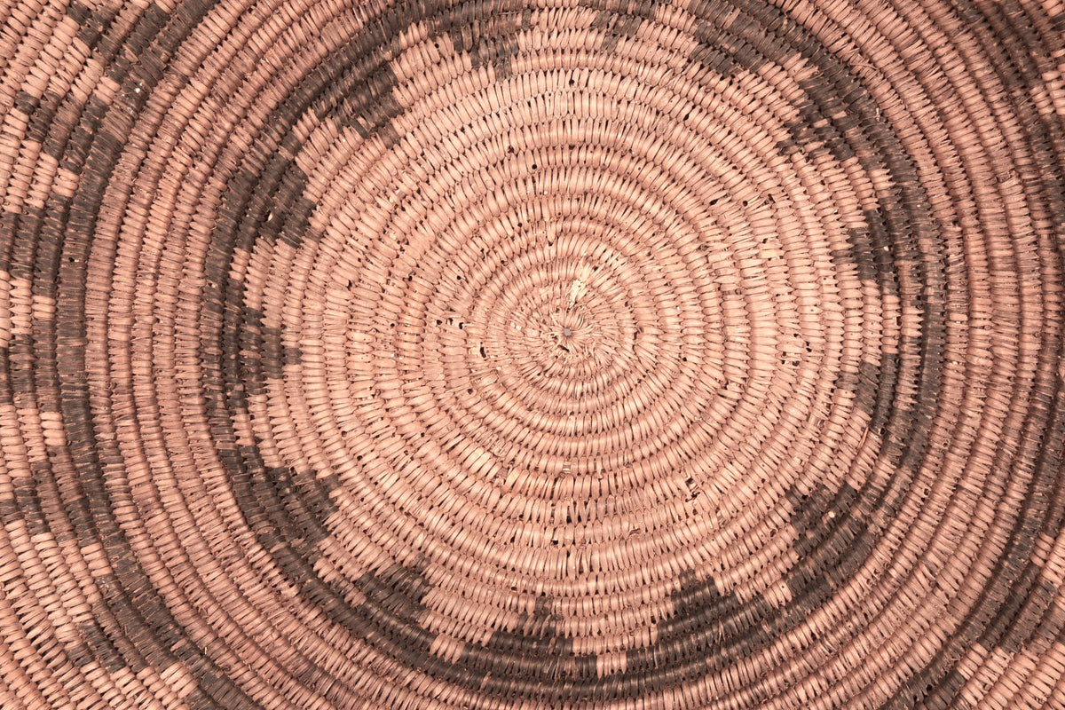 Navajo Shallow Tray Basket