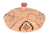 Quinault Basket with Lid and Nob