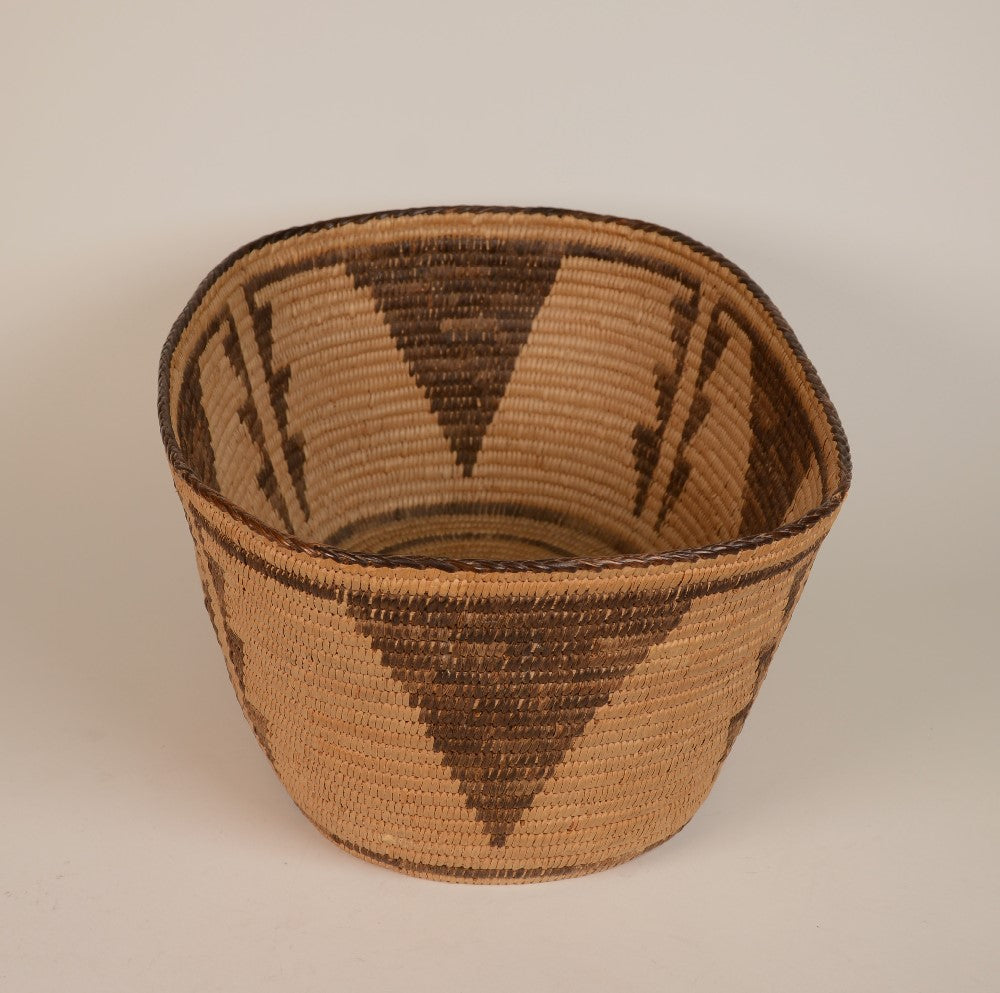 Fine Pima (Akimel O'odham) Basket