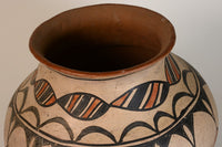 Early San Ildefonso Pueblo pottery jar by Marianita Roybal