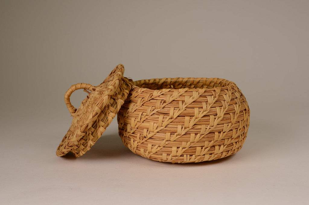Vintage Papago with Lid by Theresa Francisco ca 1964
