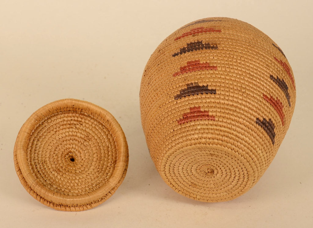 Eskimo Yup'ik Hooper Bay Grass Baskets with Lid