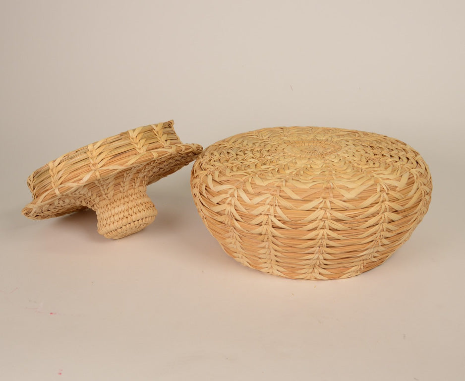 Papago Basket with Lid and Nob