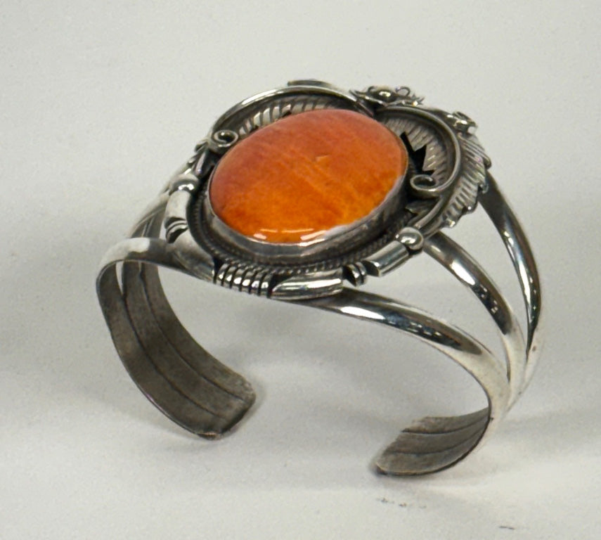 Navajo Sterling Silver Bracelet: Spiney Oyster shell by Alfred Martinez