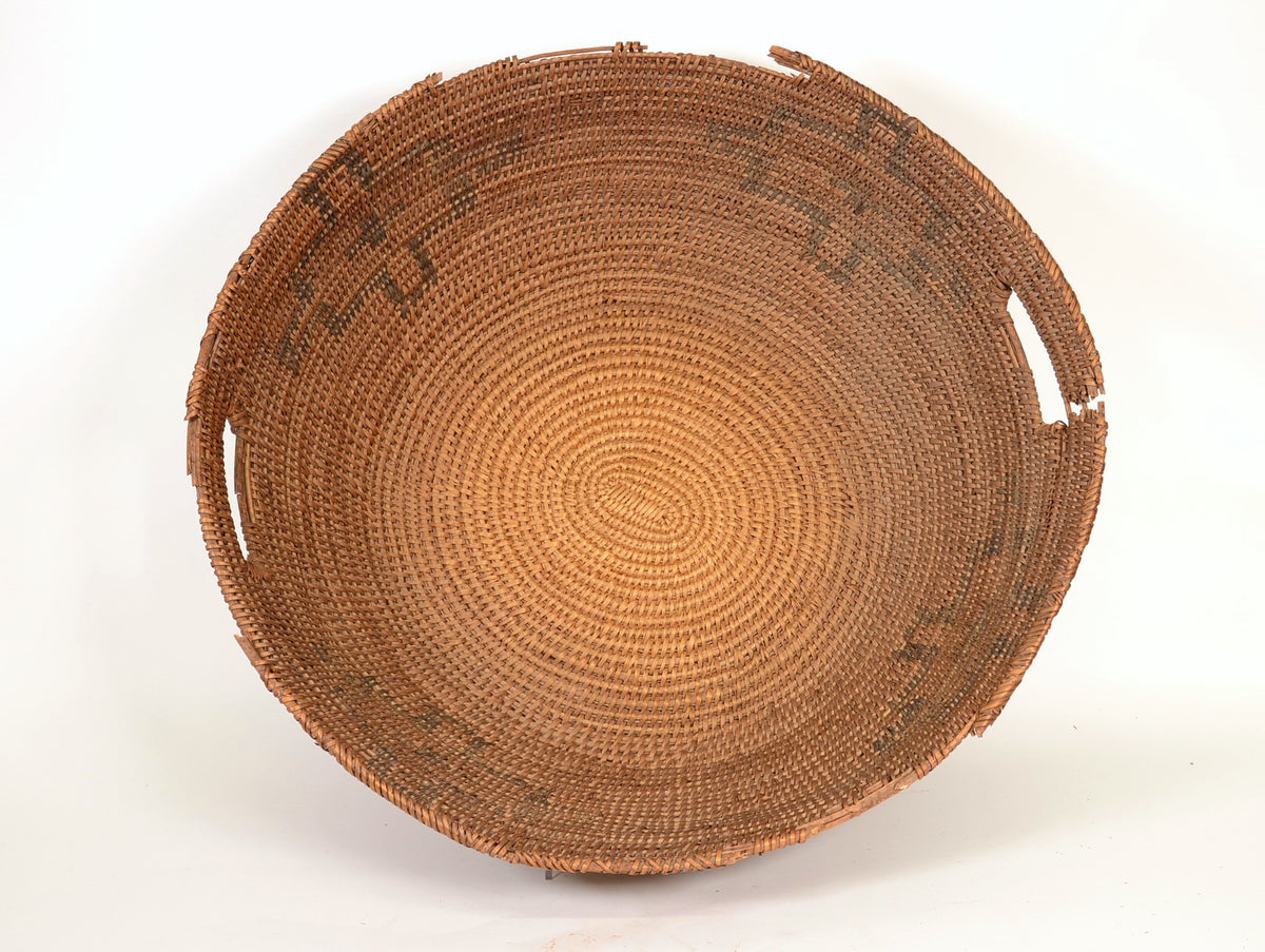 Large Early Washoe / Paiute Work Basket, late 19th Century