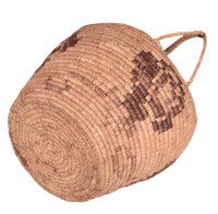 Large Quinalt Basket with Handle