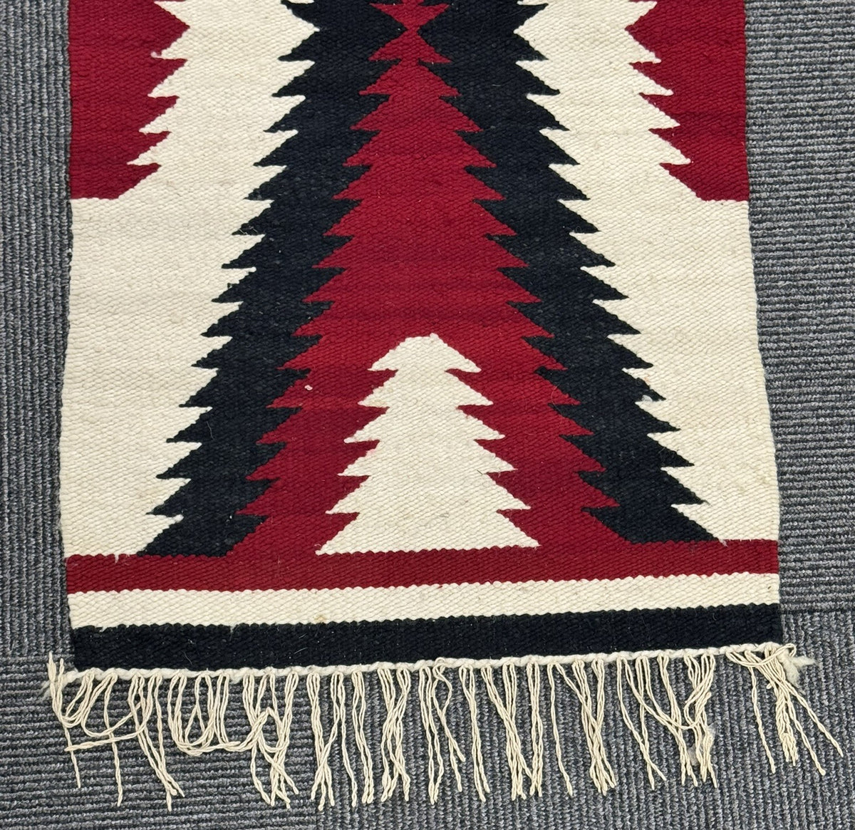 Navajo Gallup Throw Rug