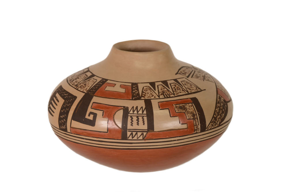 Hopi Pueblo Pottery Seed Jar - flying bird: Jean Sahme Nampeyo (1948-2024)