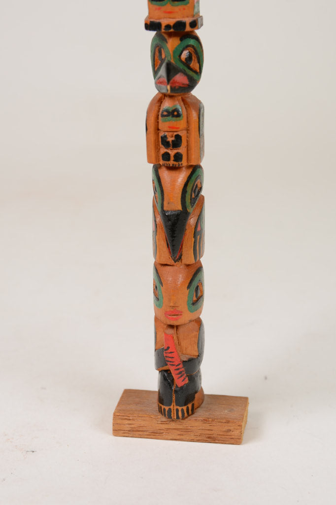 Model Tlingit Totem Pole