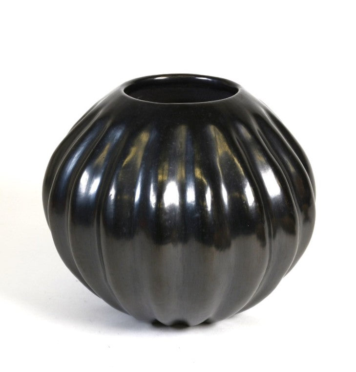 Santa Clara Pueblo Melon Blackware Jar By Helen Shupla