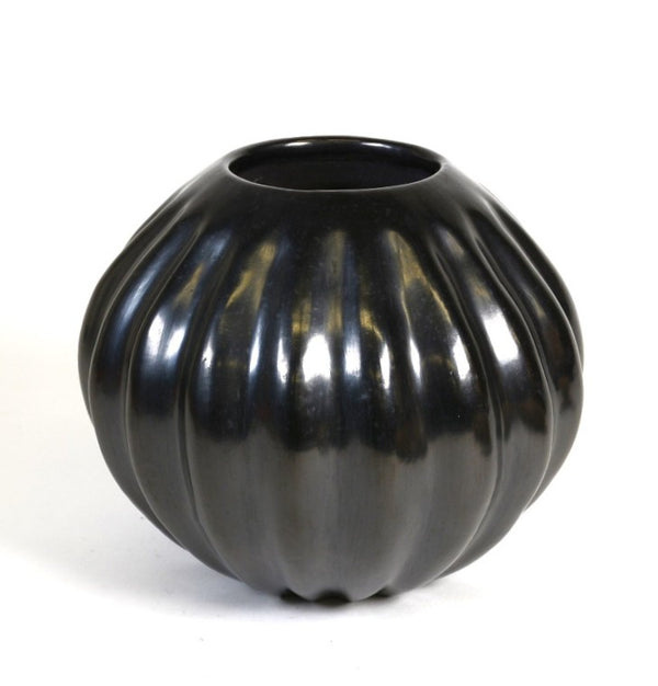 Santa Clara Pueblo Melon Blackware Jar By Helen Shupla