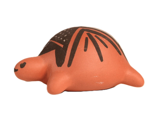 Navajo Turtle Pottery By T. Vail