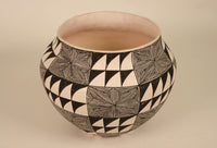 Acoma Pueblo Pottery By Ruby Shroulate