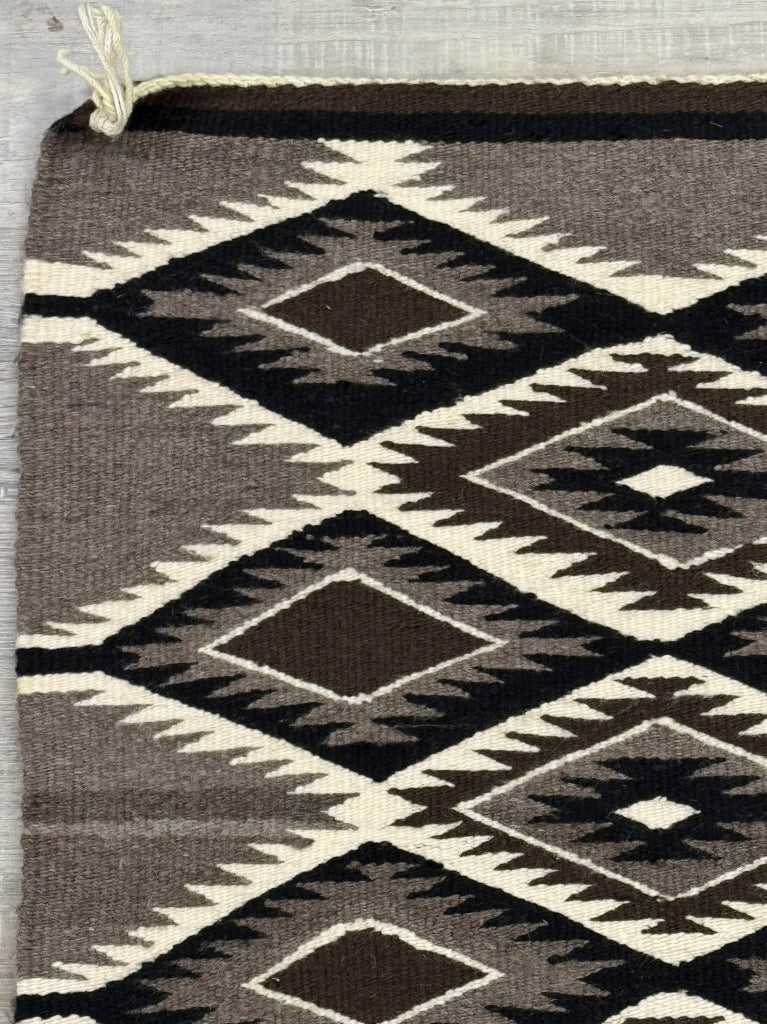 Navajo Cloud Dazzler Rug