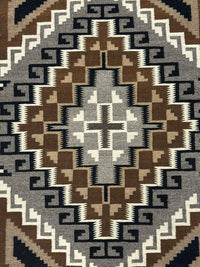Navajo Rug; Very Fine Two Gray Hills