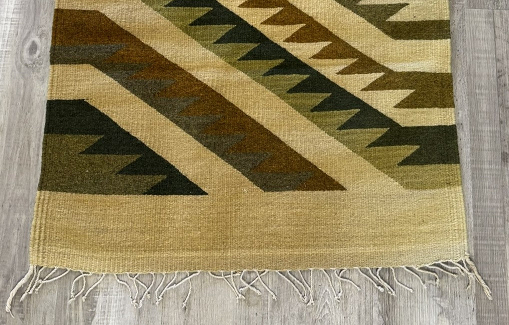Mexican Wool Rug 30" x 50"