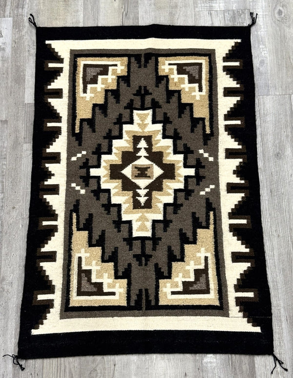 Navajo Rug: Two Gray Hills