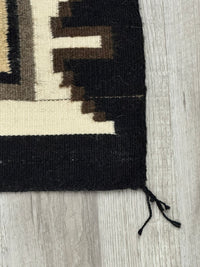 Navajo Rug: Two Gray Hills