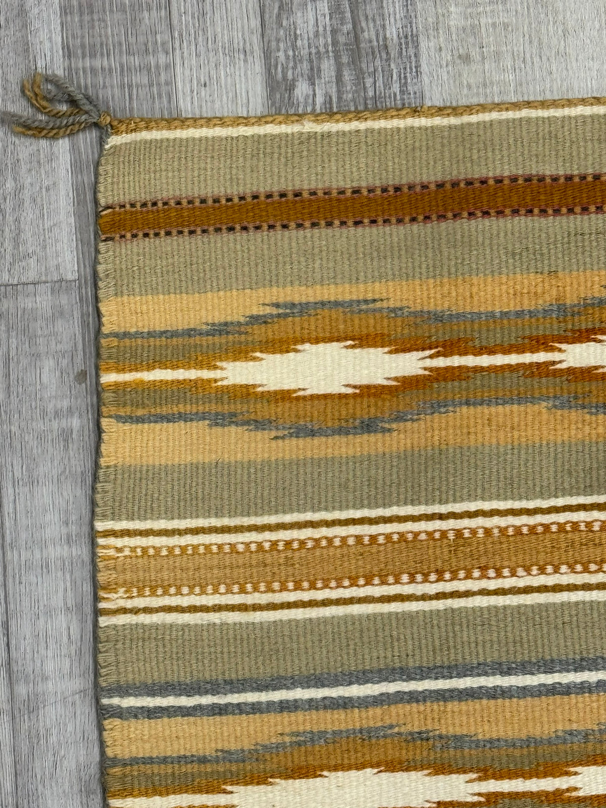 Navajo Blanket / Rug ; Chinle Classic Revival
