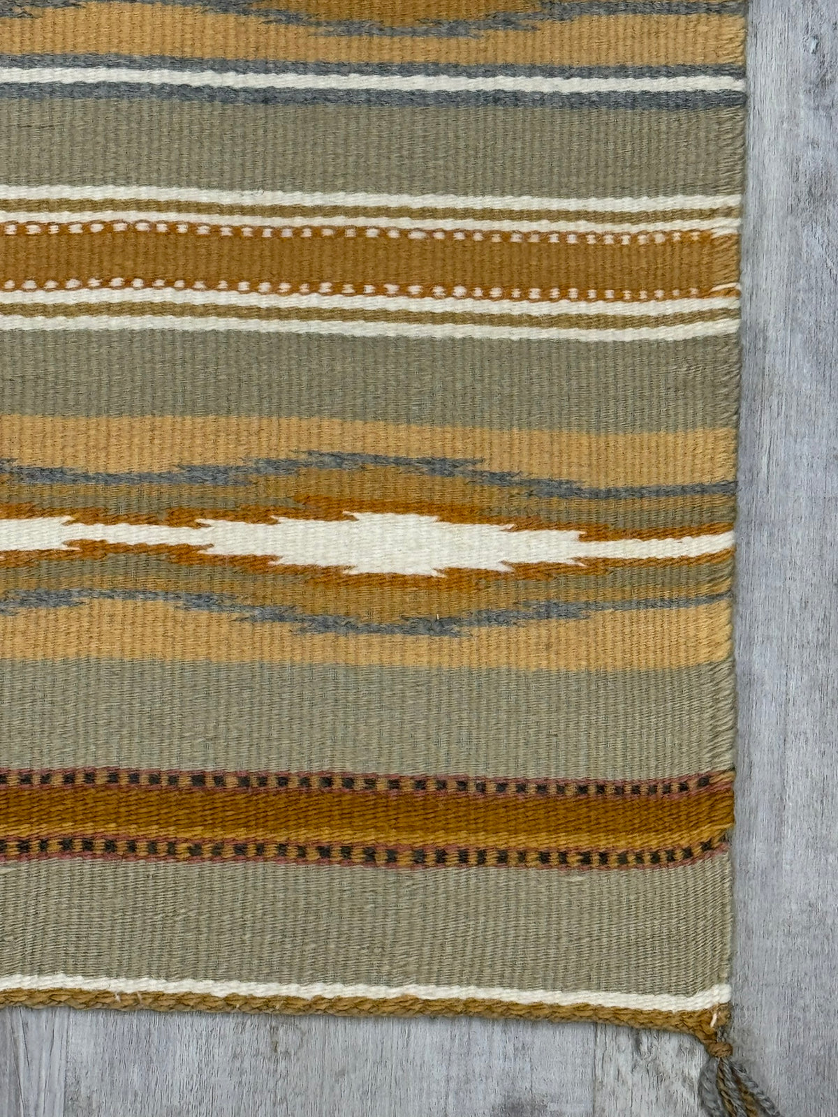 Navajo Blanket / Rug ; Chinle Classic Revival