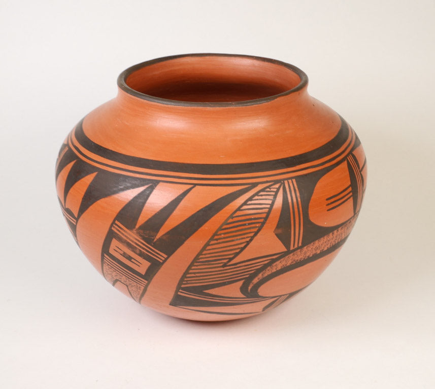 Hopi Pueblo Pottery By Fawn Navasie