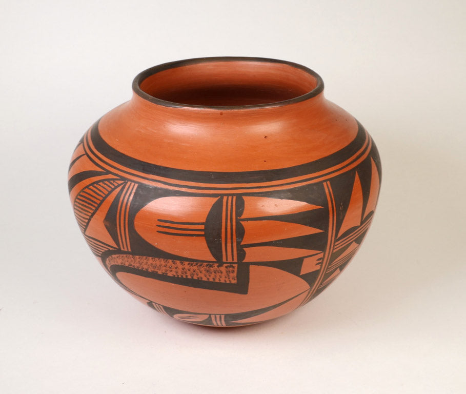 Hopi Pueblo Pottery By Fawn Navasie