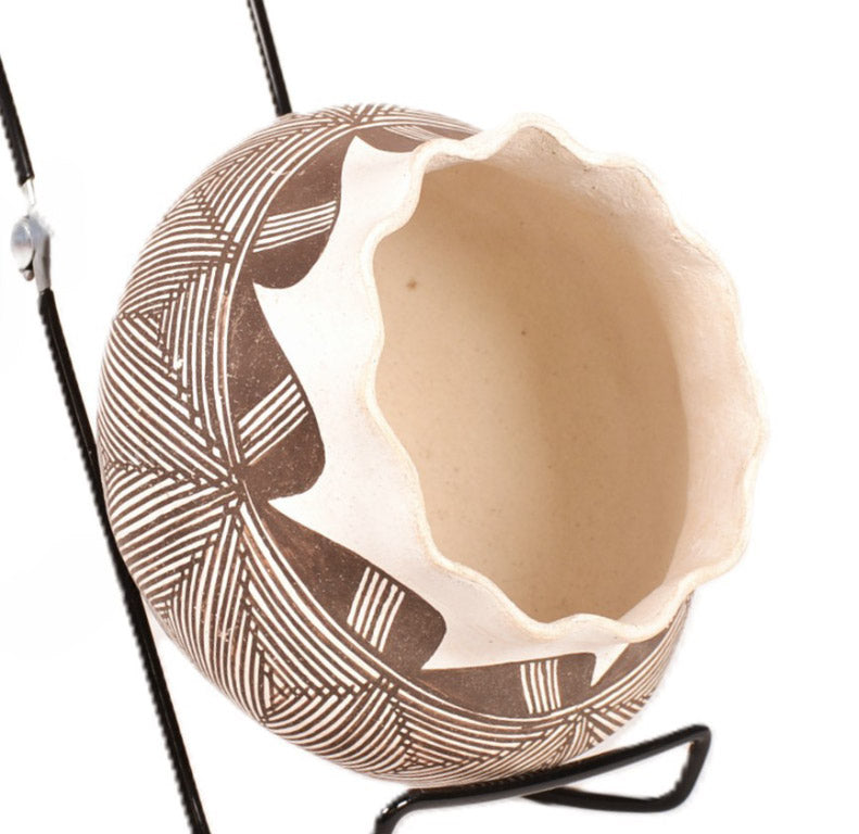 Acoma Pueblo Pottery By Joyce Leno