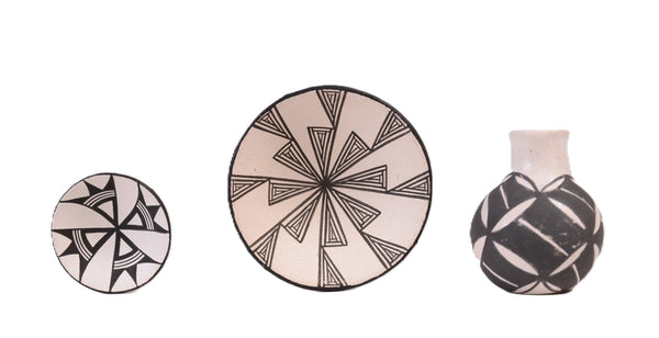 Acoma Pueblo Black and White 2 Plates and 1 Jar Pottery Set of 3