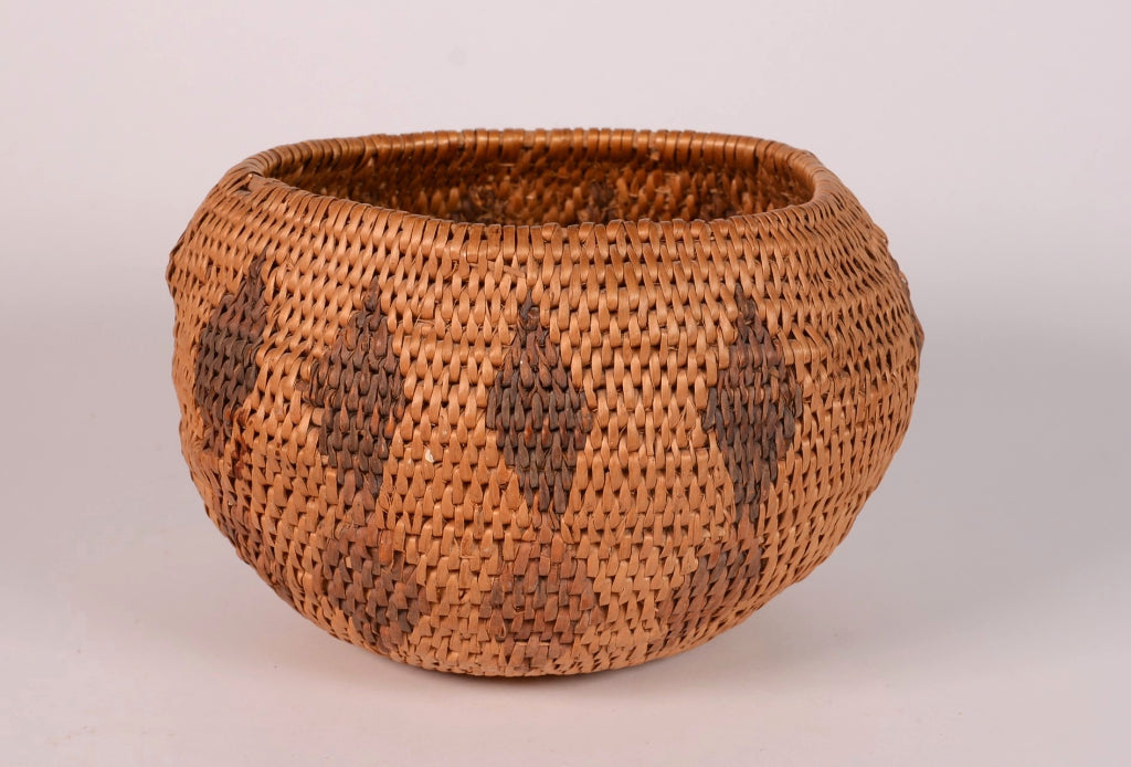 Washoe Single Rod Rounded basket