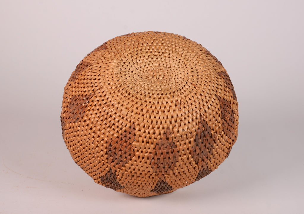 Washoe Single Rod Rounded basket