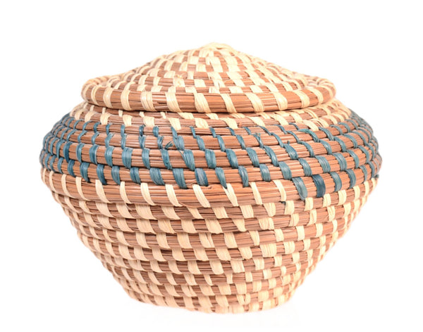 Coushatta Pine Needle Basket with Lid